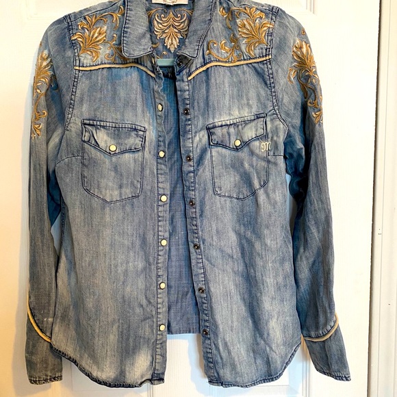 Miss Me Denim long sleeved shirt - Picture 1 of 3